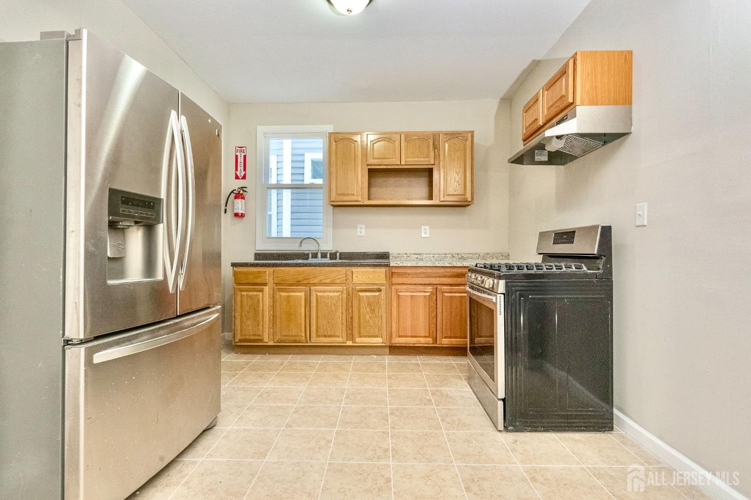 186 N 17th Street East Orange NJ 07017