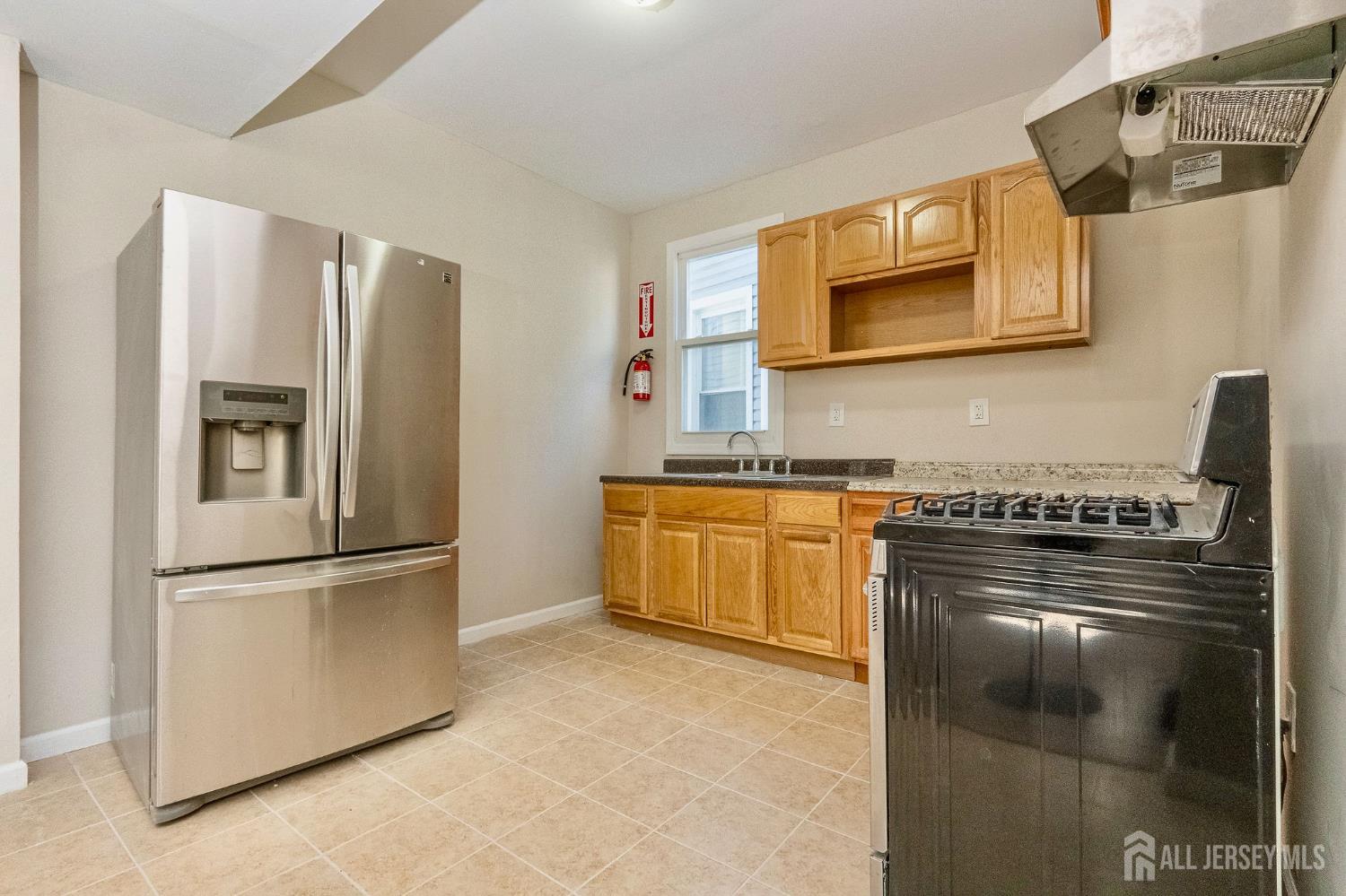 186 N 17th Street East Orange NJ 07017