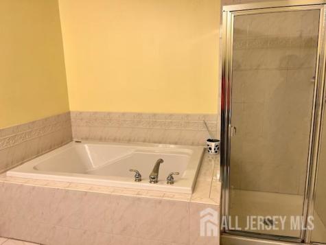 102 Somerset Court South Brunswick NJ 08540