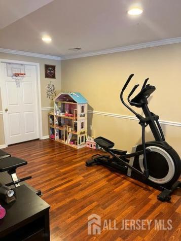 102 Somerset Court South Brunswick NJ 08540