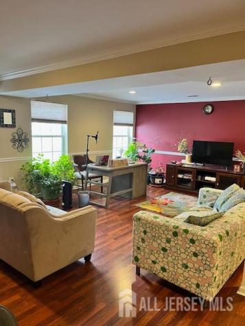 102 Somerset Court South Brunswick NJ 08540