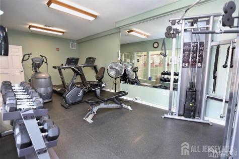 102 Somerset Court South Brunswick NJ 08540