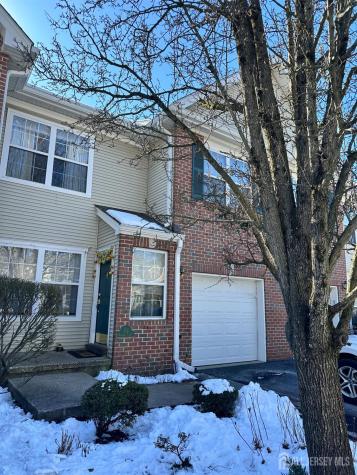 102 Somerset Court South Brunswick NJ 08540
