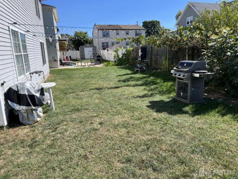 37 Beverly Street Carteret NJ 07008