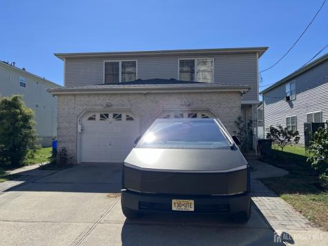 37 Beverly Street Carteret NJ 07008