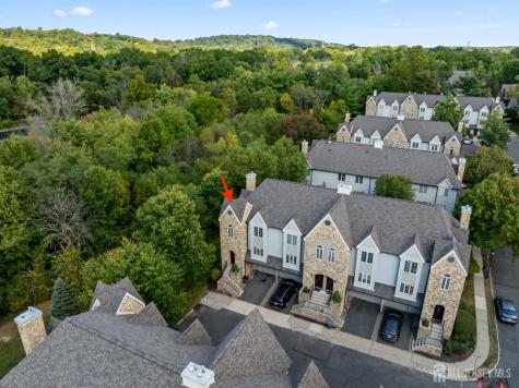 7 Finch Court Berkeley Heights NJ 07922