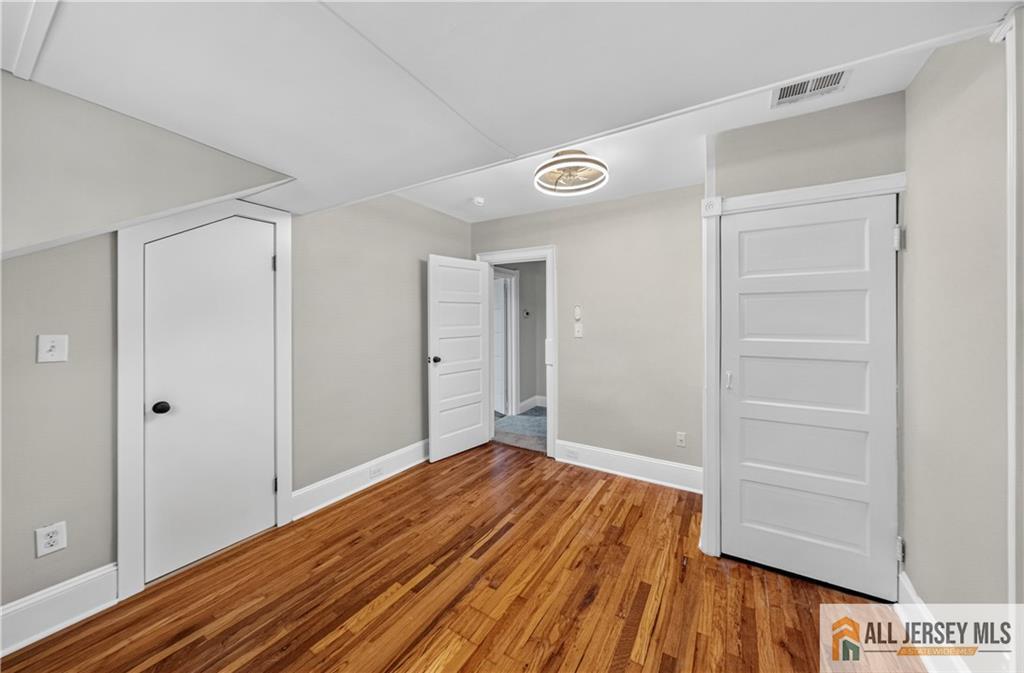 0-1048-105 Prospect Street Ewing NJ 08638