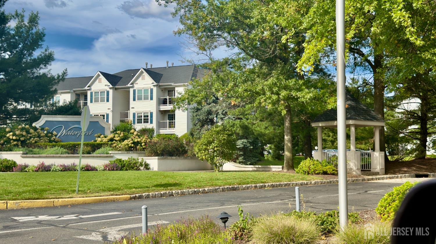 1133 Waterford Drive Edison NJ 08817