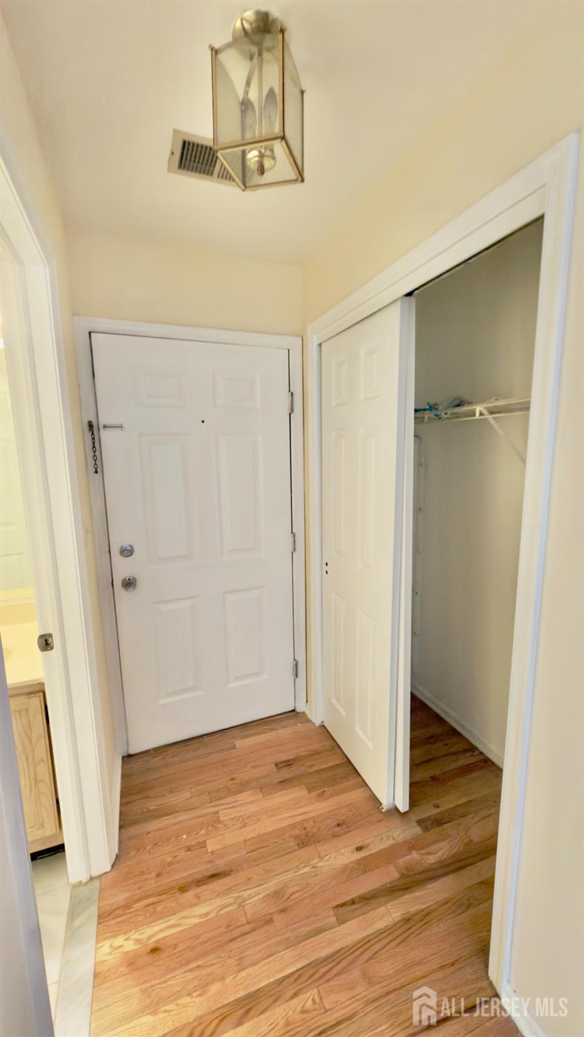 1133 Waterford Drive Edison NJ 08817