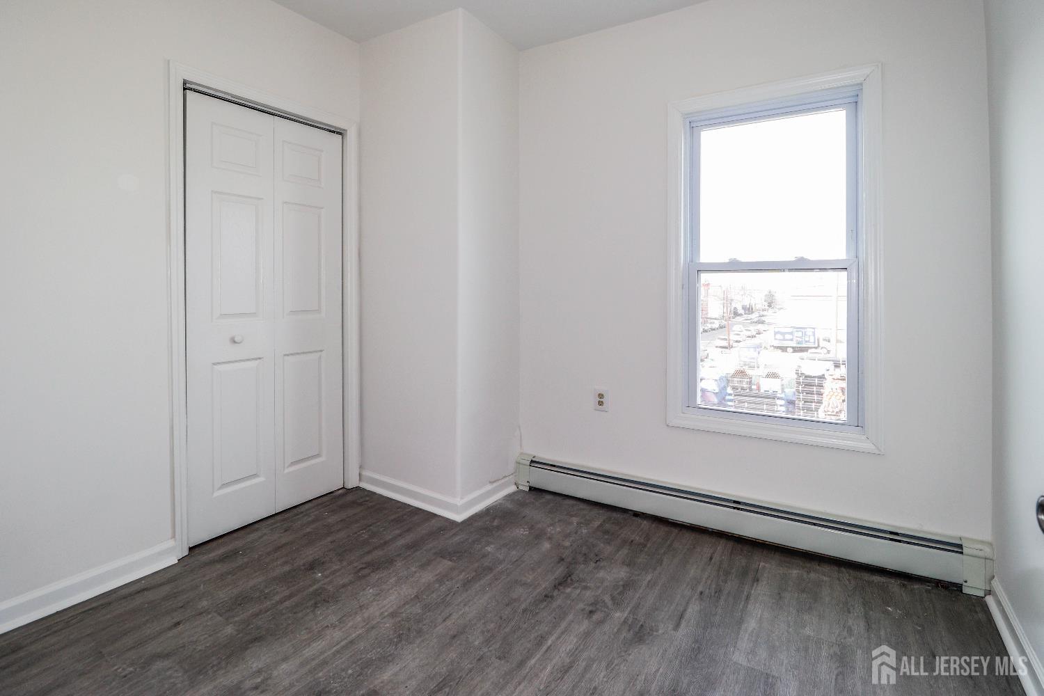 364 Market Street Perth Amboy NJ 08861