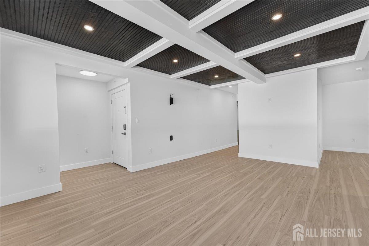 810 N 2nd Avenue Highland Park NJ 08904