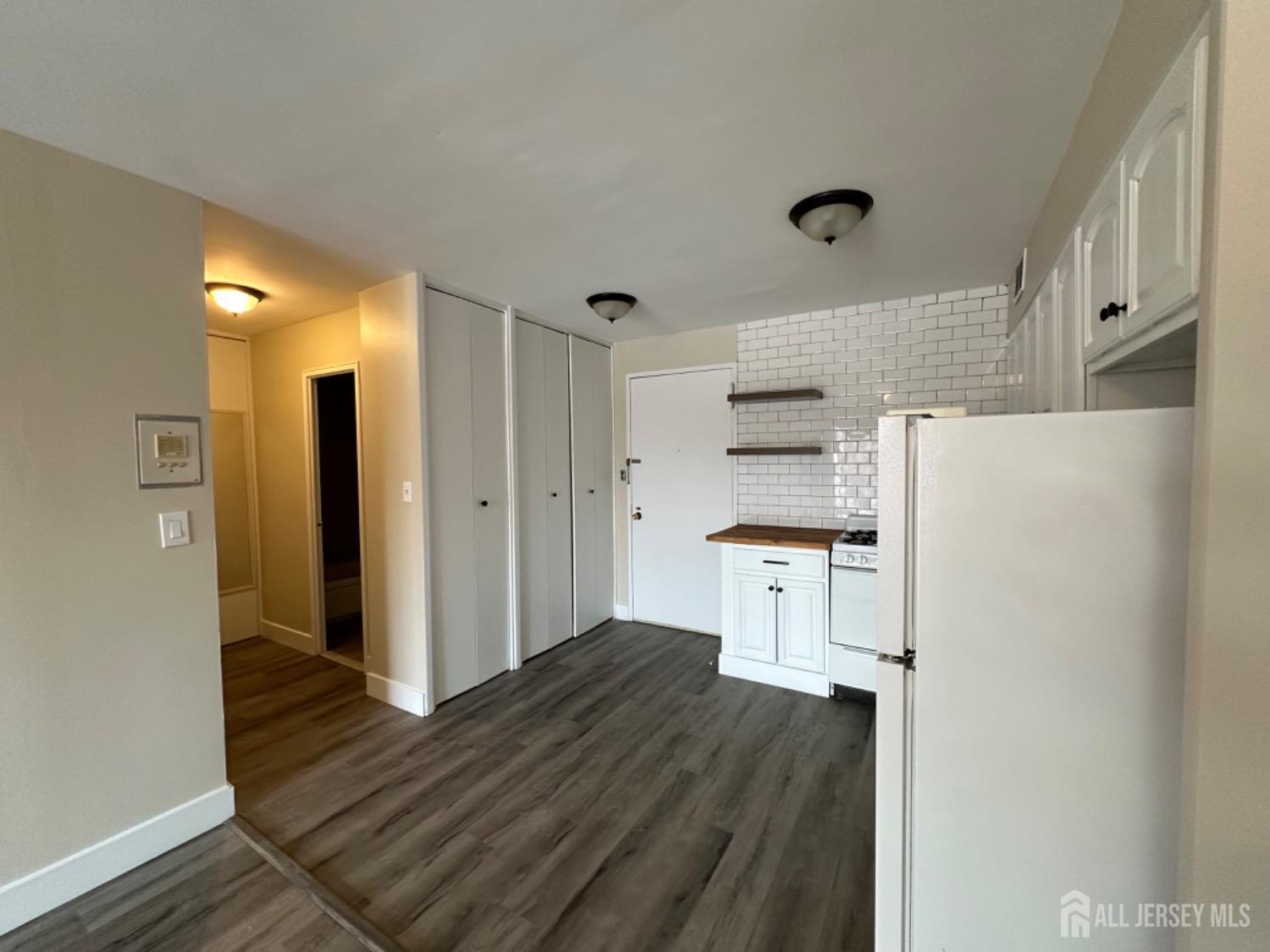 123 S Adelaide Avenue Highland Park NJ 08904