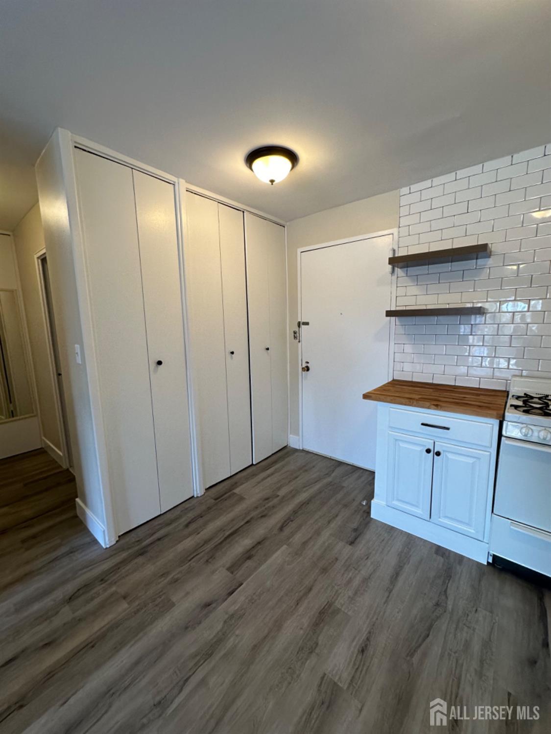 123 S Adelaide Avenue Highland Park NJ 08904