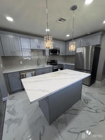 12 Stony Road Edison NJ 08817