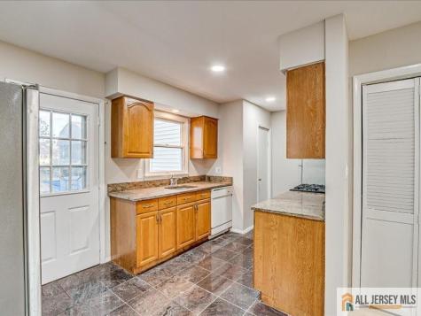 11 Hyde Avenue Iselin NJ 08830