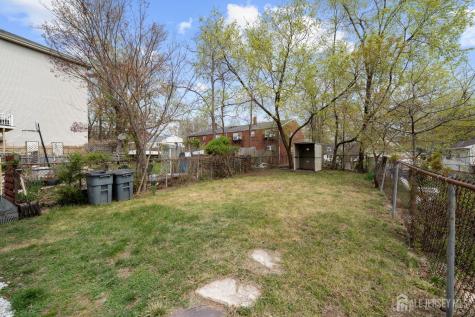 255 6th Avenue Highland Park NJ 08904