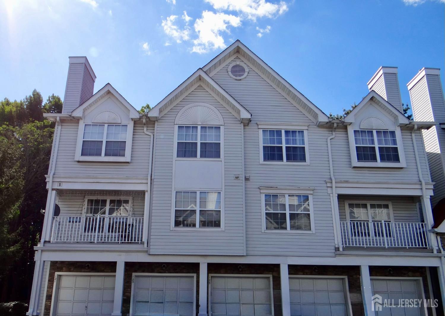 129 Prestwick Way Edison NJ 08820