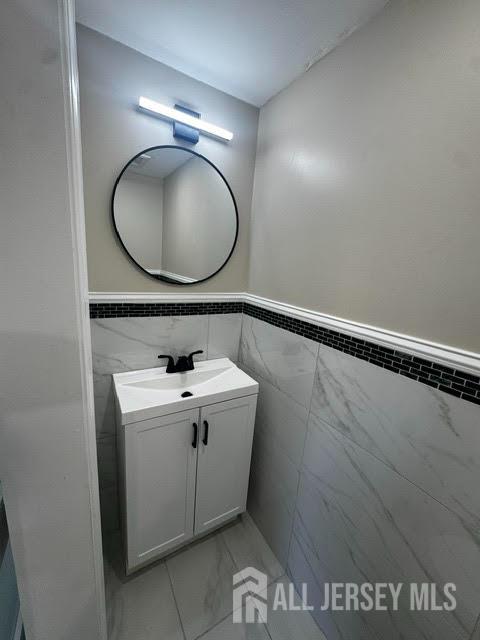 40-2F E 15 Street Bayonne NJ 07002