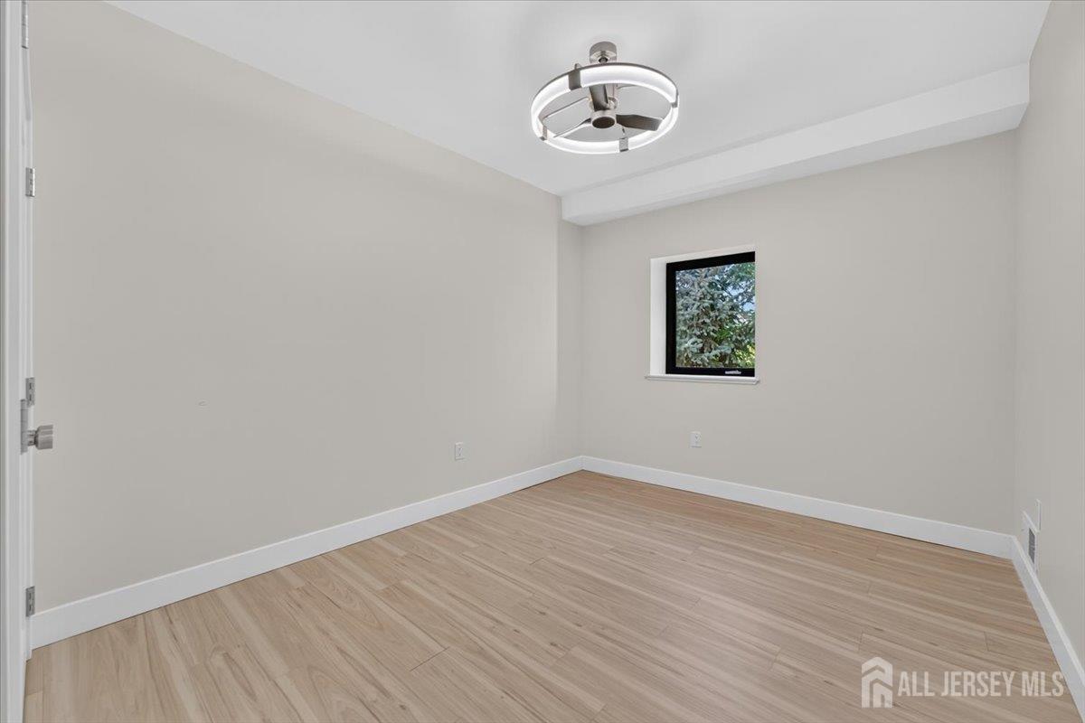810 N 2nd Avenue Highland Park NJ 08904