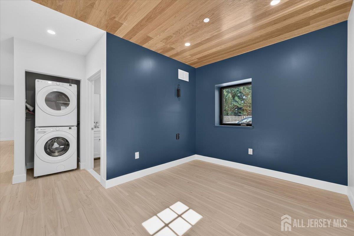 810 N 2nd Avenue Highland Park NJ 08904