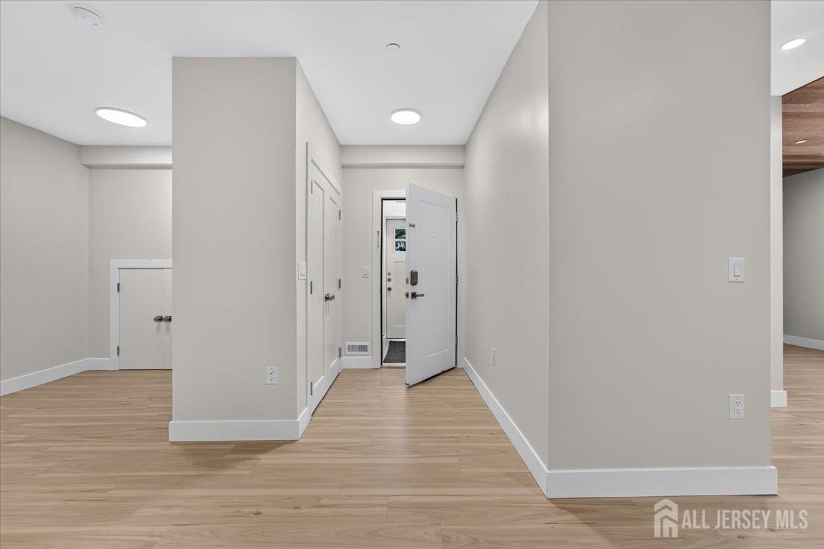 810 N 2nd Avenue Highland Park NJ 08904