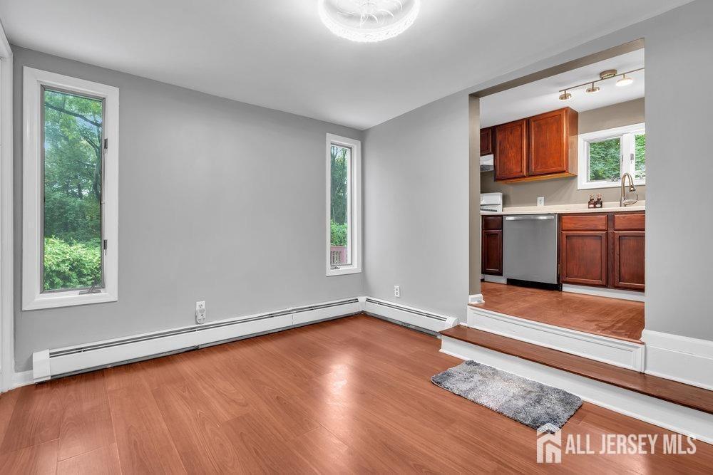 13 Smiths Lane Lane East Brunswick NJ 08816