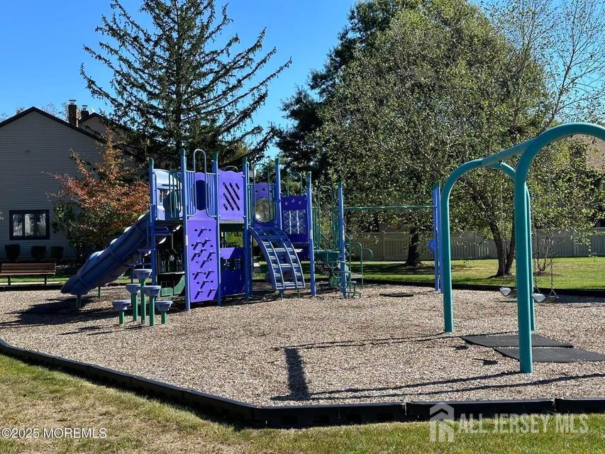 15 Gerard Place Parlin NJ 08859
