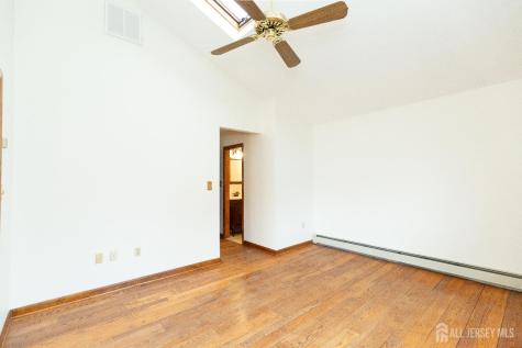57 Columbus Avenue Edison NJ 08817