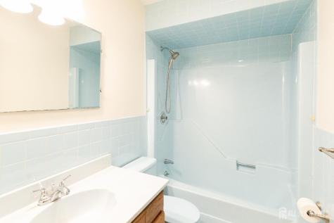 57 Columbus Avenue Edison NJ 08817