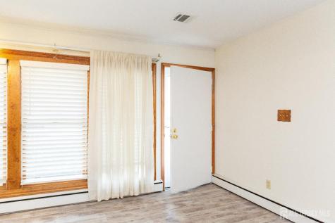 57 Columbus Avenue Edison NJ 08817