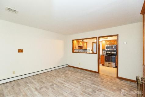 57 Columbus Avenue Edison NJ 08817