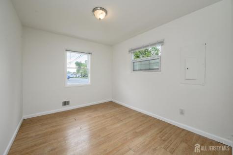 438 Belgrade Street Avenel NJ 07001