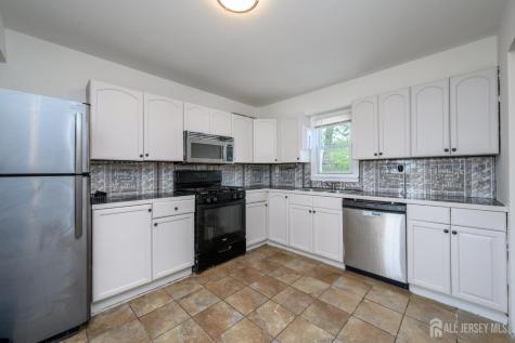 438 Belgrade Street Avenel NJ 07001