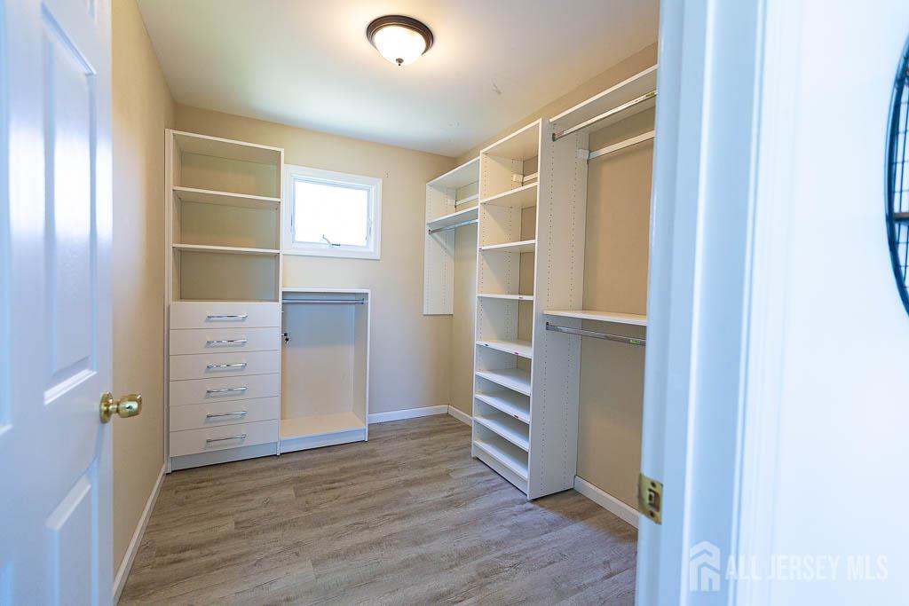 188 Loring Avenue Edison NJ 08817