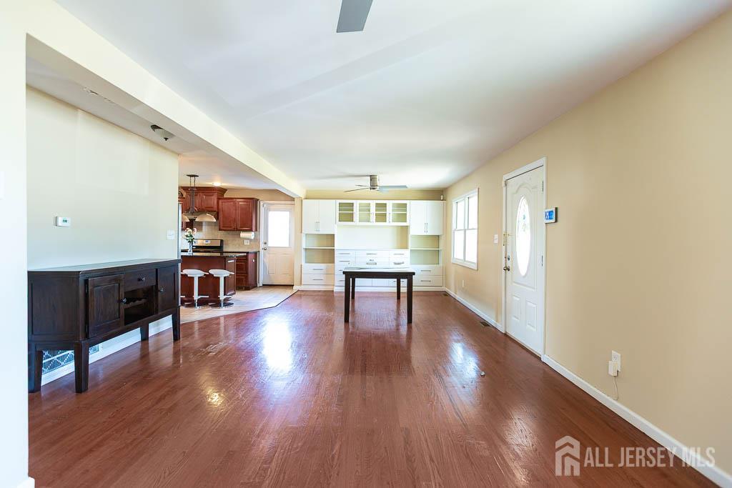 188 Loring Avenue Edison NJ 08817