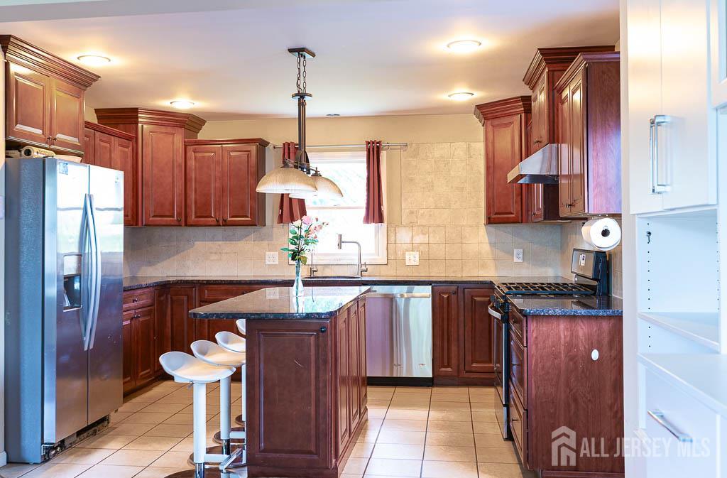 188 Loring Avenue Edison NJ 08817