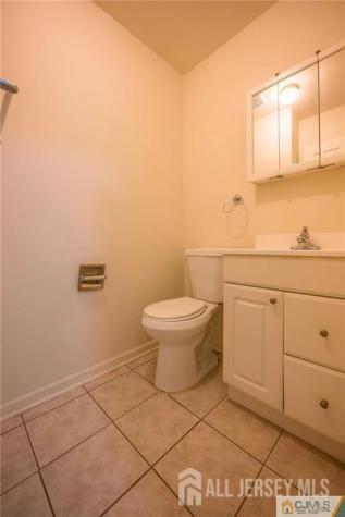 12 Sunflower Court Edison NJ 08820