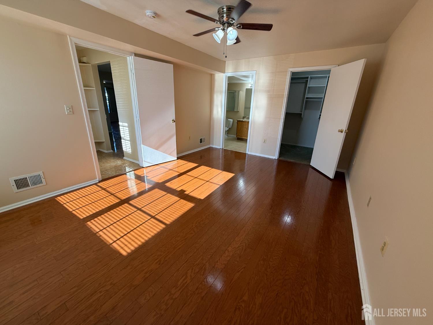 1101 Stony Brook Way North Brunswick NJ 08902