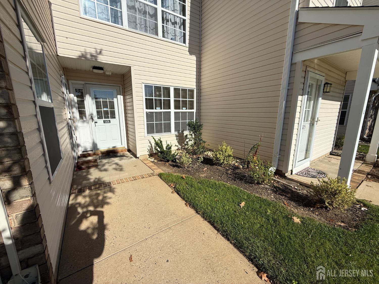 1101 Stony Brook Way North Brunswick NJ 08902