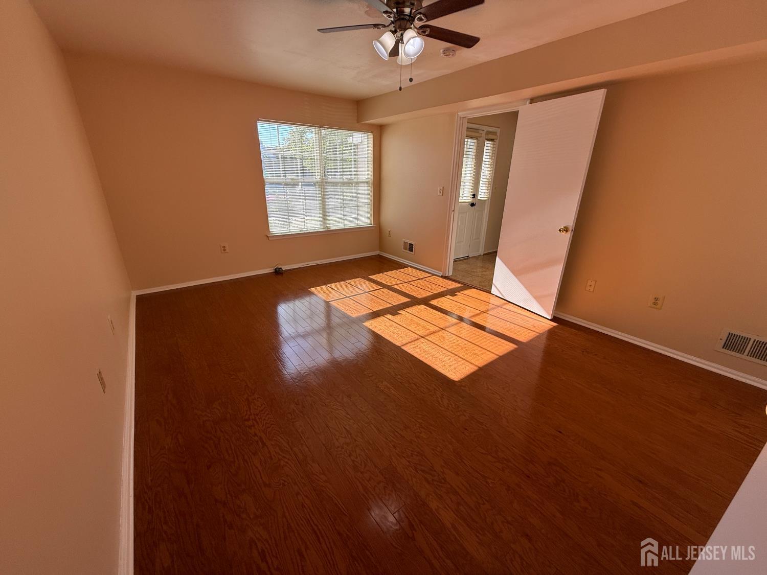 1101 Stony Brook Way North Brunswick NJ 08902
