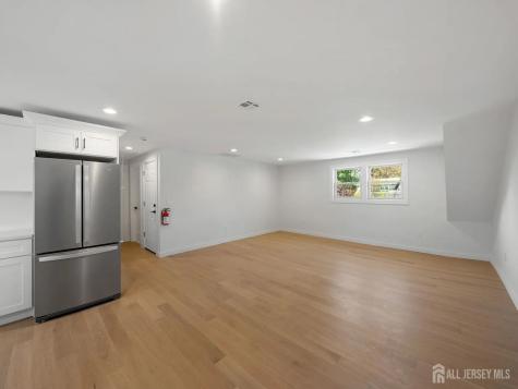 3 Meadow Road Edison NJ 08817