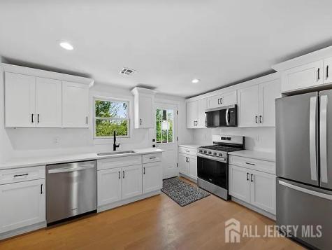 3 Meadow Road Edison NJ 08817
