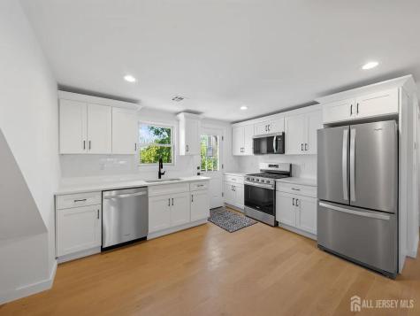 3 Meadow Road Edison NJ 08817