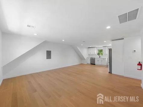 3 Meadow Road Edison NJ 08817