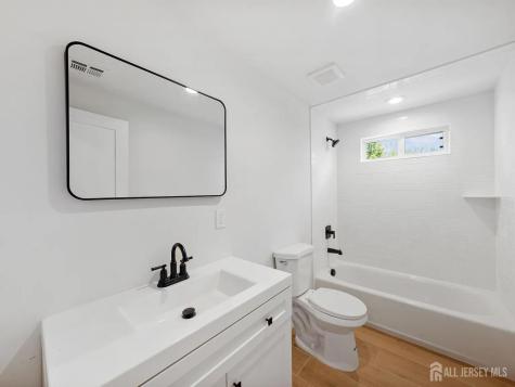 3 Meadow Road Edison NJ 08817