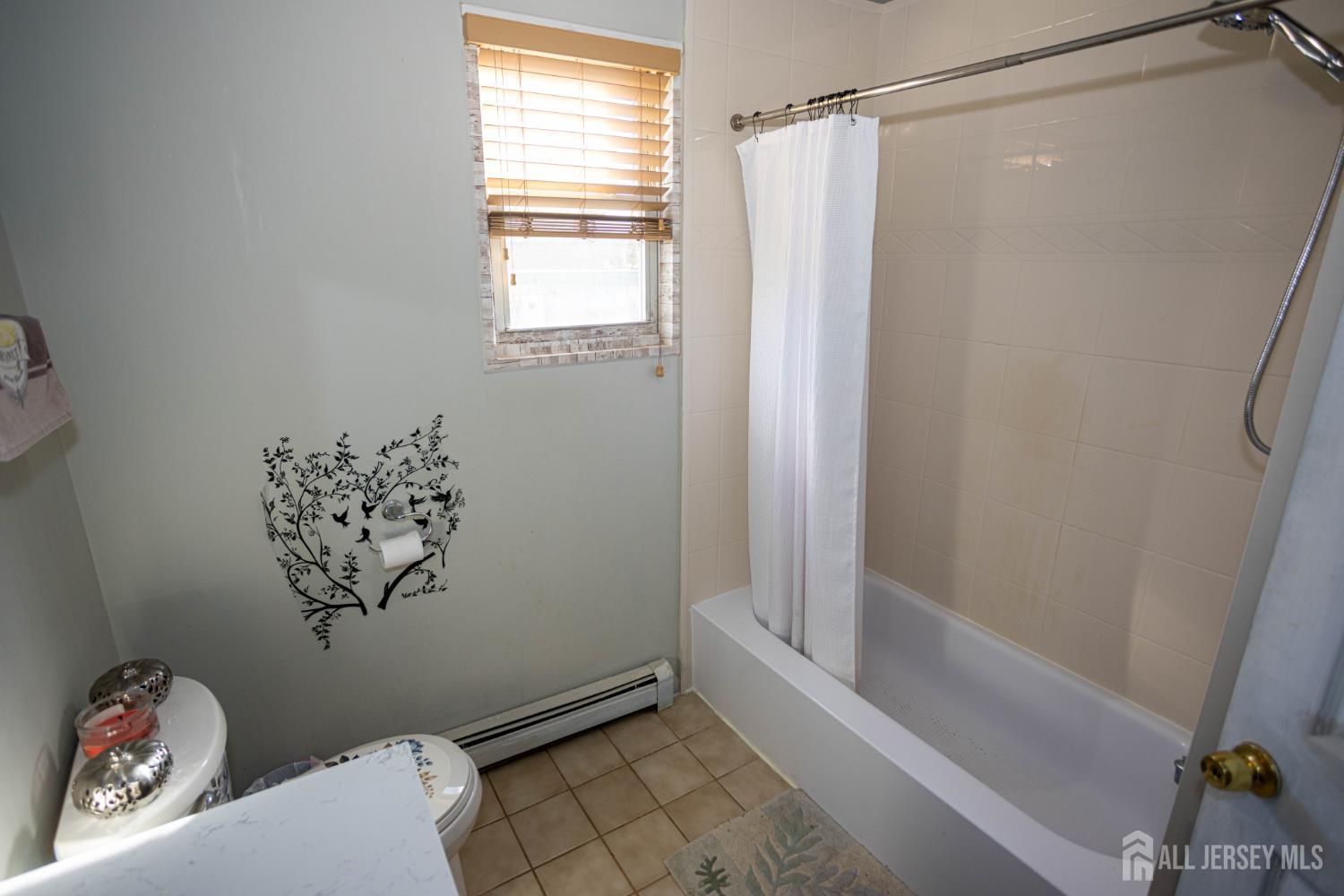 12 Jacobson Street Sayreville NJ 08872