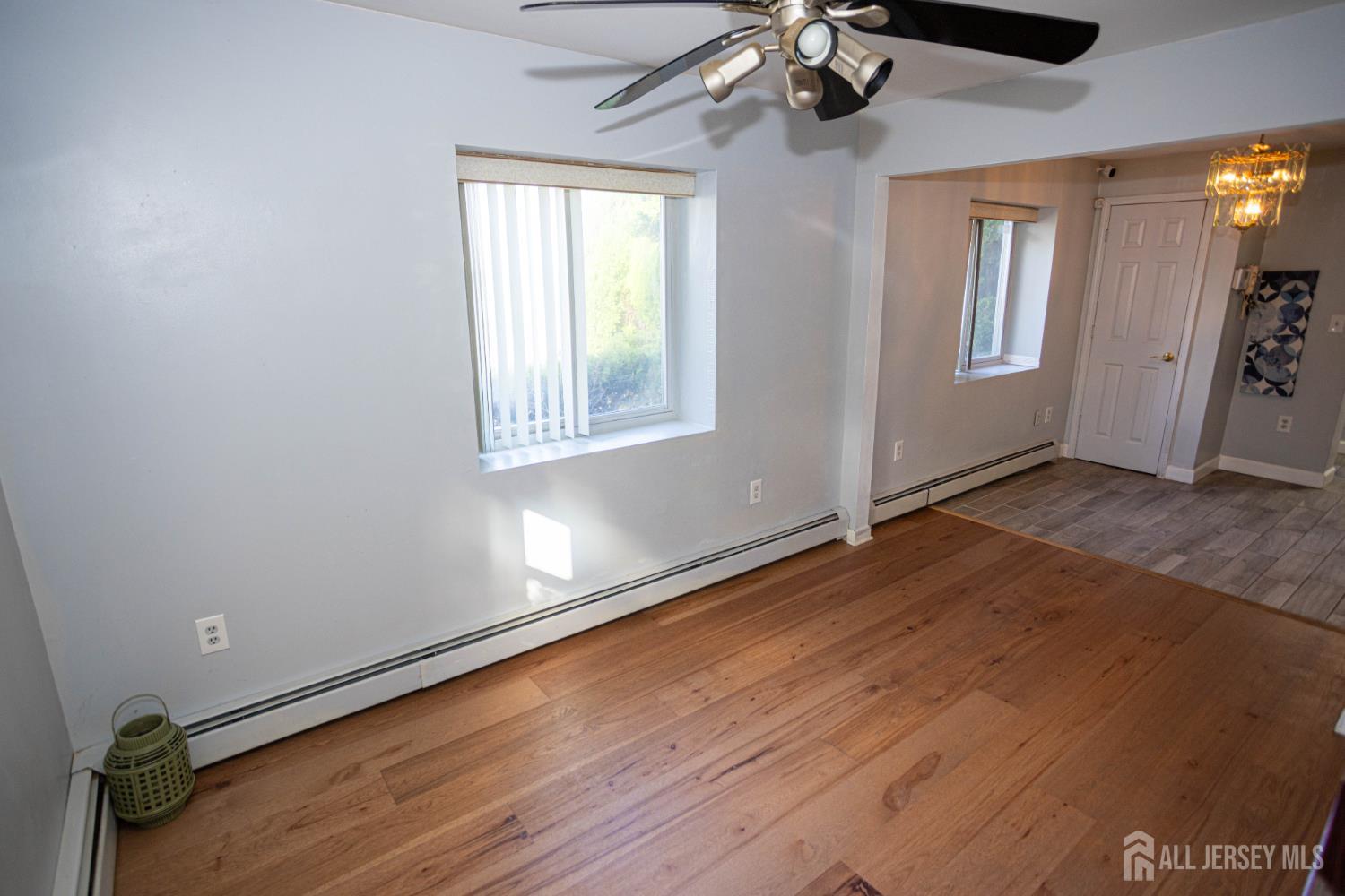 12 Jacobson Street Sayreville NJ 08872