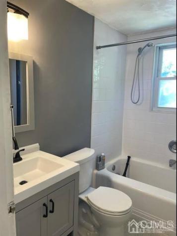 5 Mayfield Place Metuchen NJ 08840