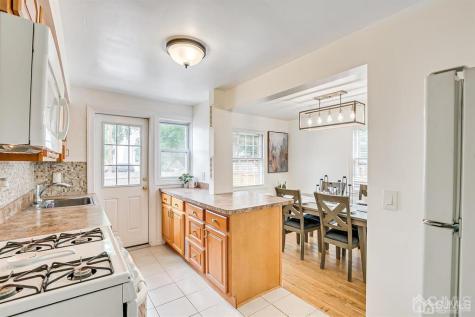 5 Mayfield Place Metuchen NJ 08840