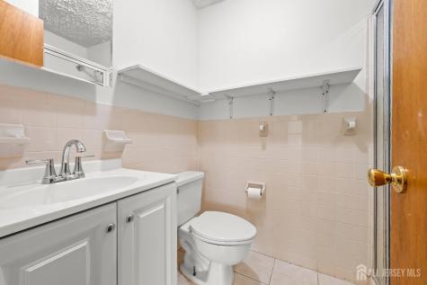 823 Edison Glen Terrace Edison NJ 08837